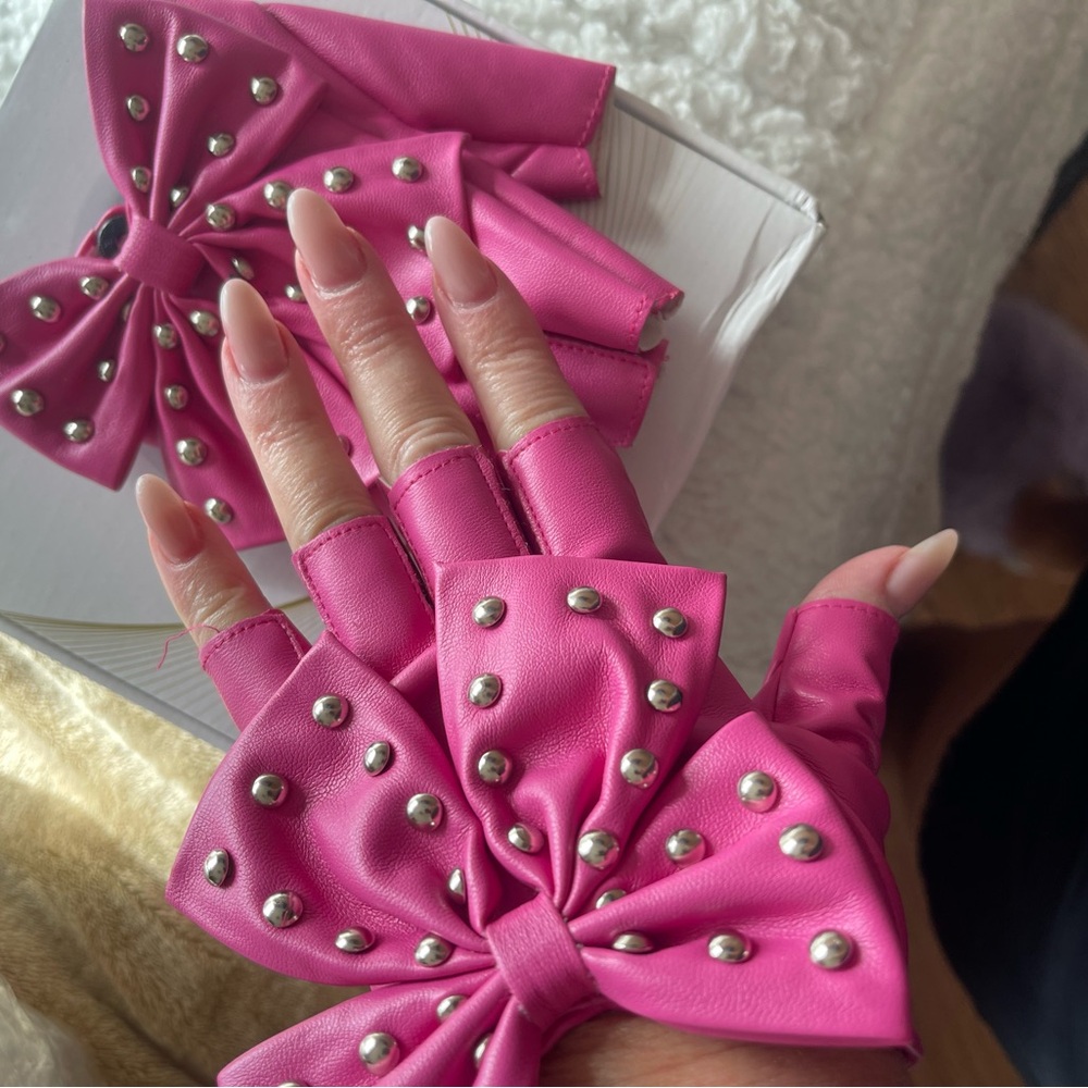 Pink Studded Fingerless Gloves